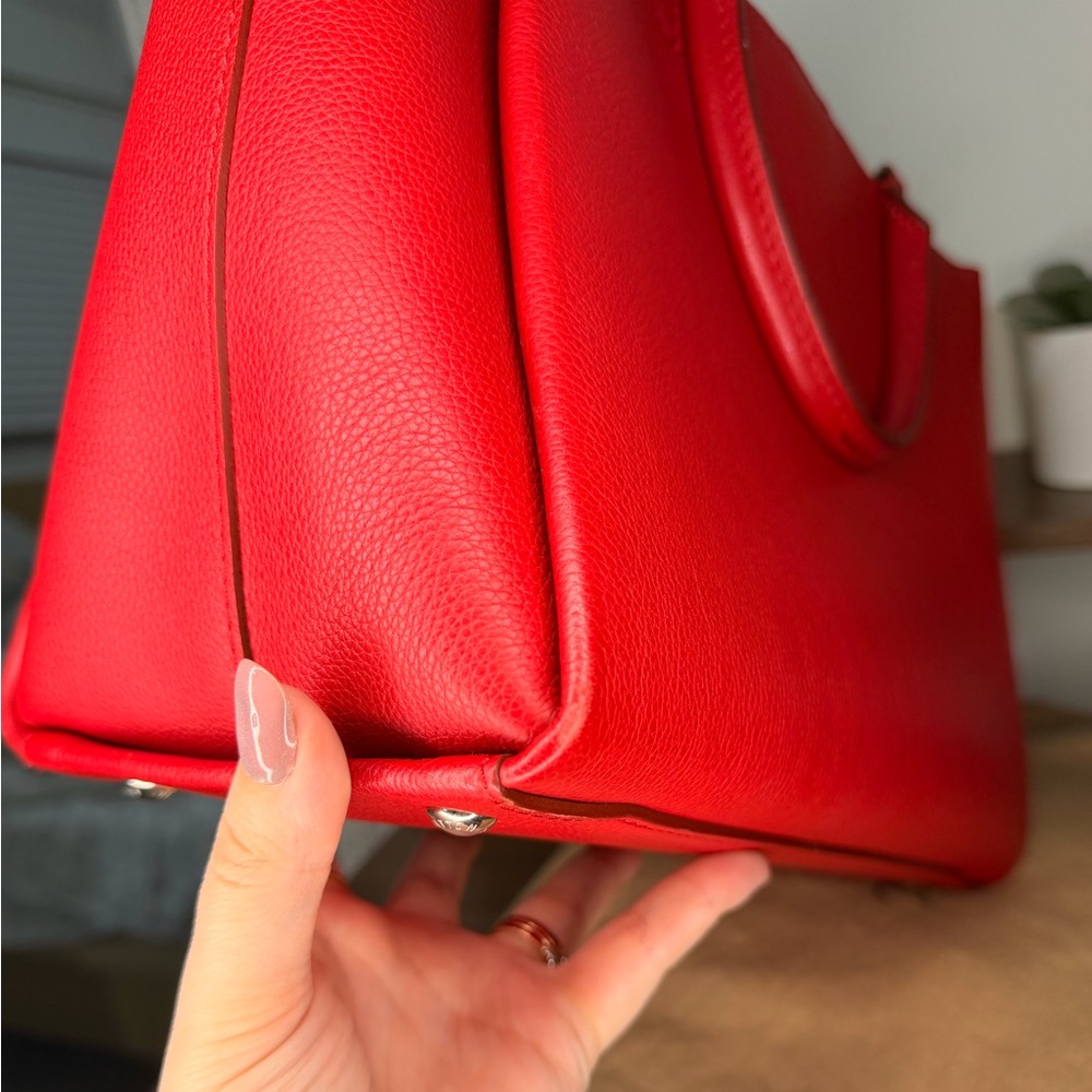 Louis Vuitton Rubis Pebbled Leather Lockmeto Bag - Picture 8 of 17